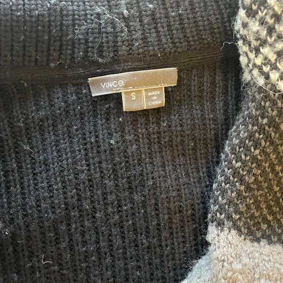 Vince Blanket Sweather - Picture 3 of 4